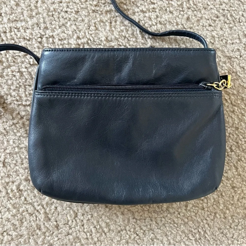Giani Bernini | Crossbody Small Navy Bag - Picture 4 of 8